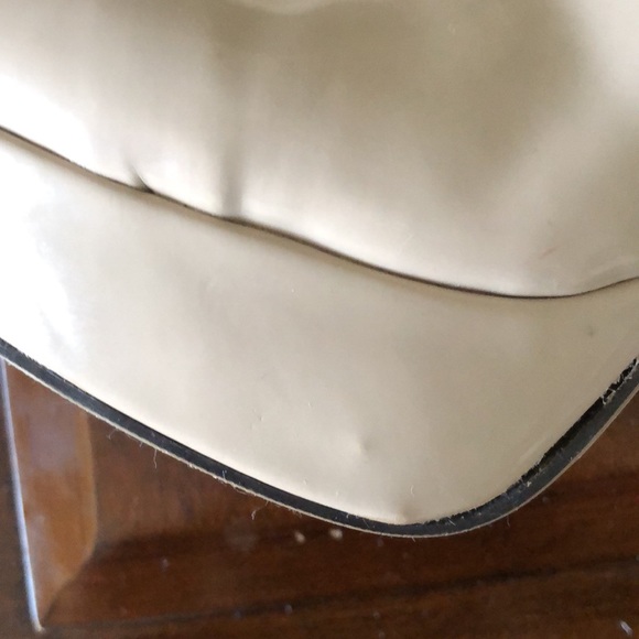 Women’s size 10 Journee Collection tan stilettos - Picture 9 of 16